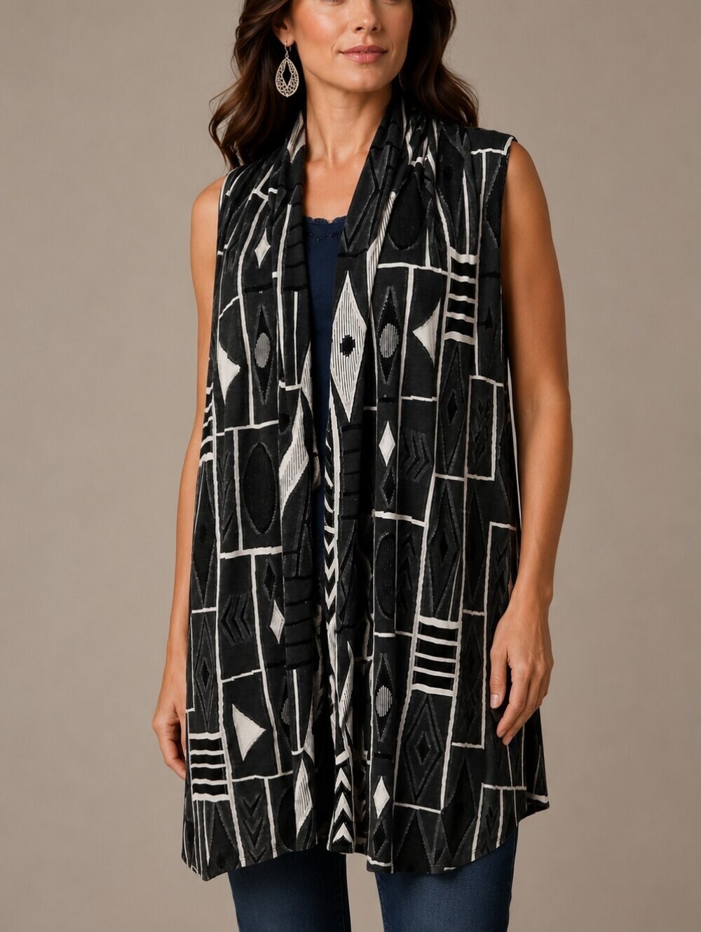 POLIANA PLUS Gray & White Geometric Open Kimono Vest